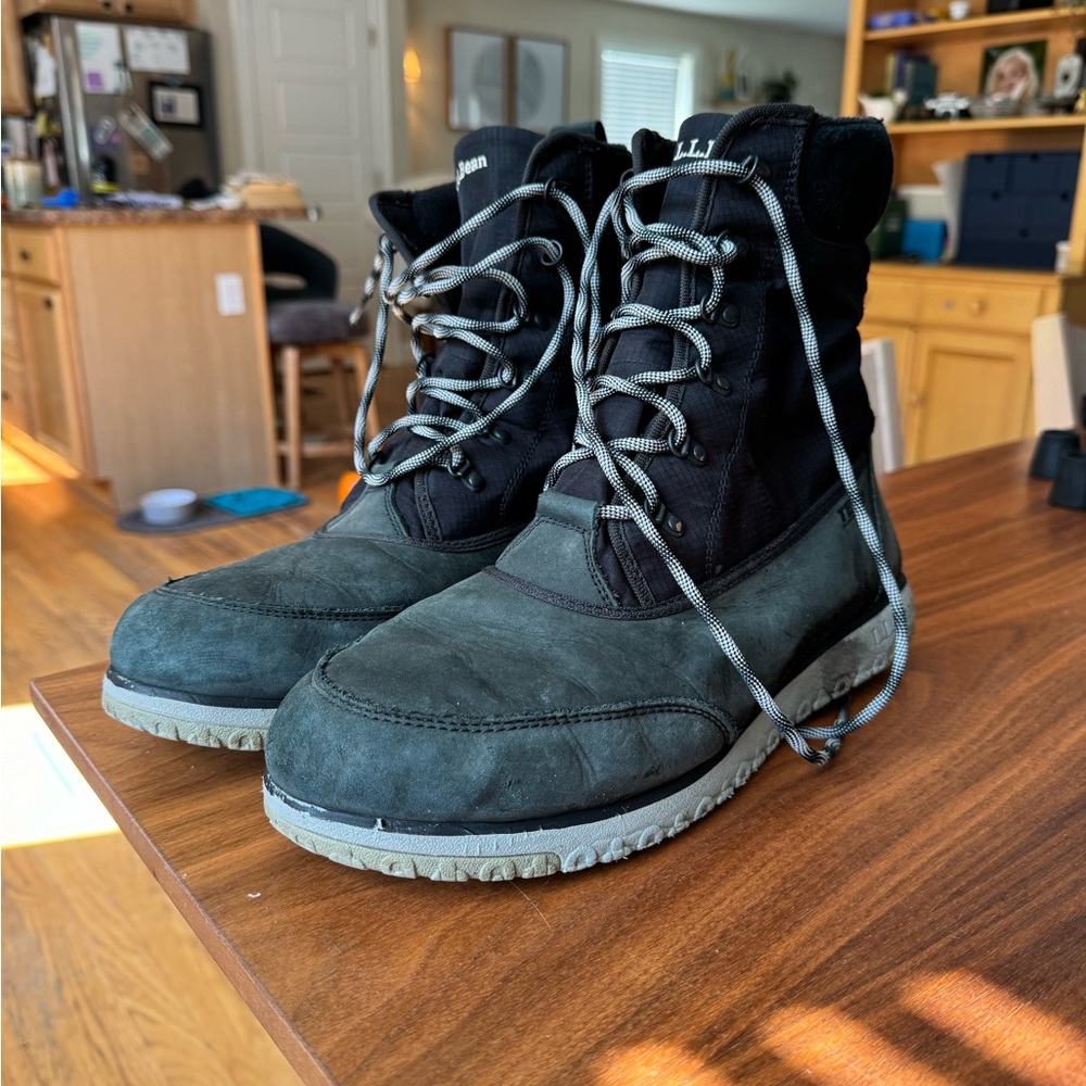 LL Bean Men’s Ultralight PAC snow boots size 11.5